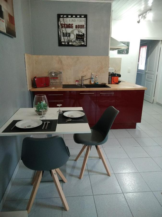 Appartements Et Valréas 외부 사진